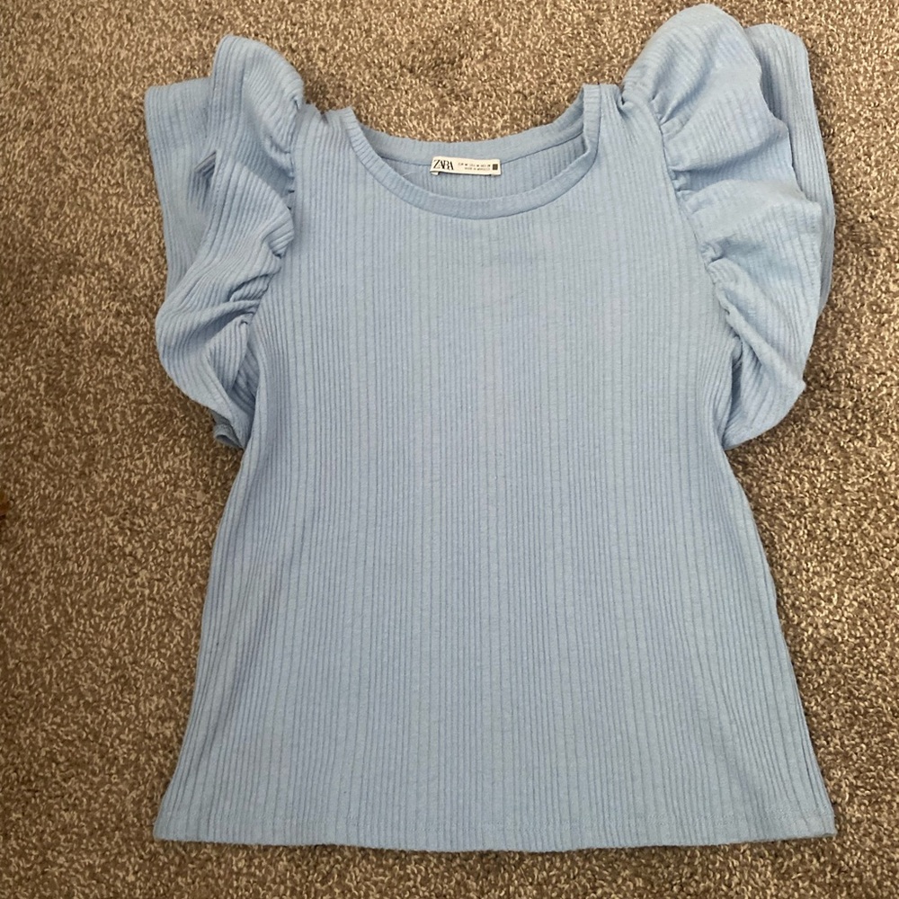 Super cute Zara ruffle top